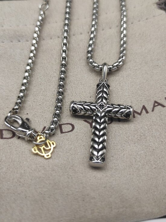 David Yurman. Jewelry - David Yurman Chevron Cross Black Diamond Necklace